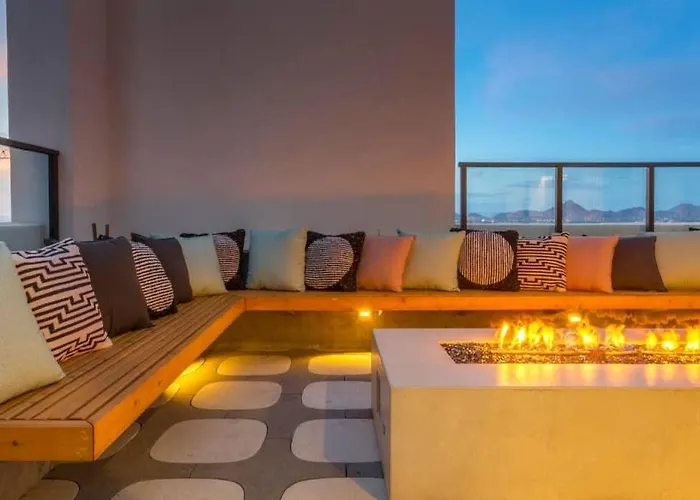 Boulevard Modern Highrise Stu Sky Pool Parking Gym 09 Phoenix